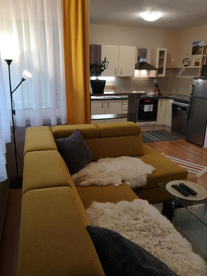 Apartment Pinewood *** วิชเน รุชบาคีย์ ภายนอก รูปภาพ