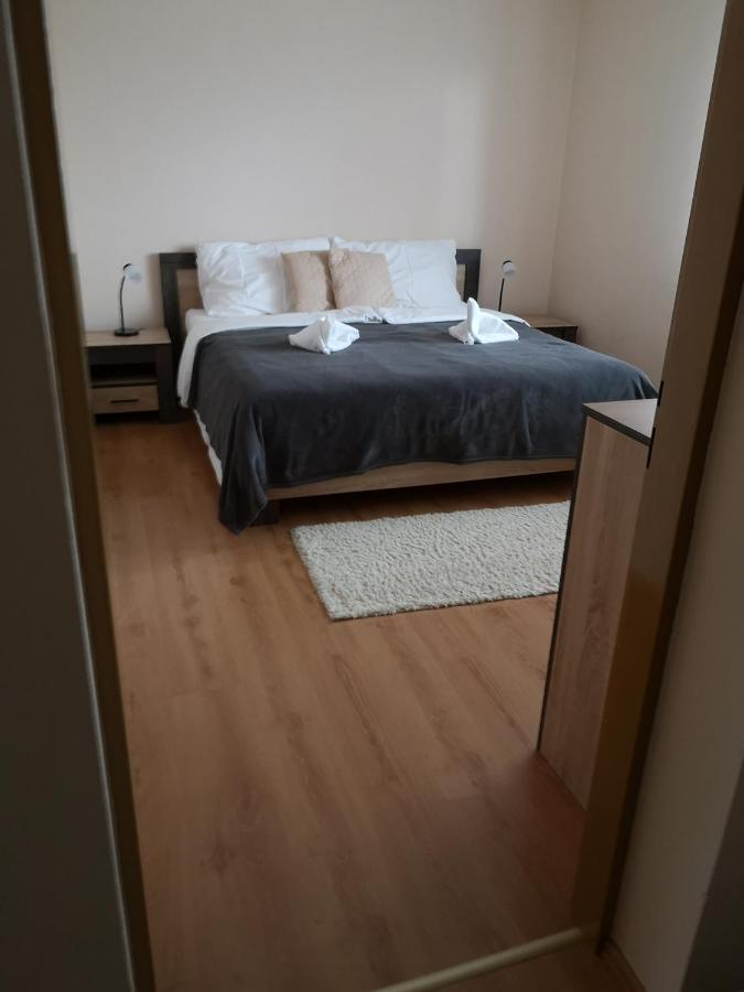 Apartment Pinewood *** วิชเน รุชบาคีย์ ภายนอก รูปภาพ